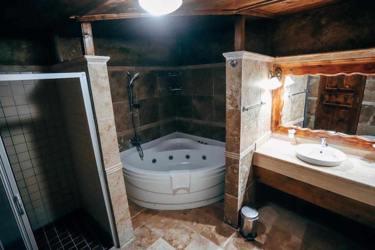 Melis Cave Hotel Ürgüp Ngoại thất bức ảnh