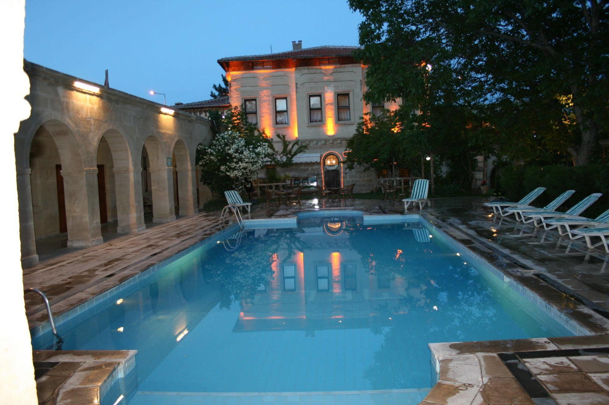 Melis Cave Hotel Ürgüp Ngoại thất bức ảnh